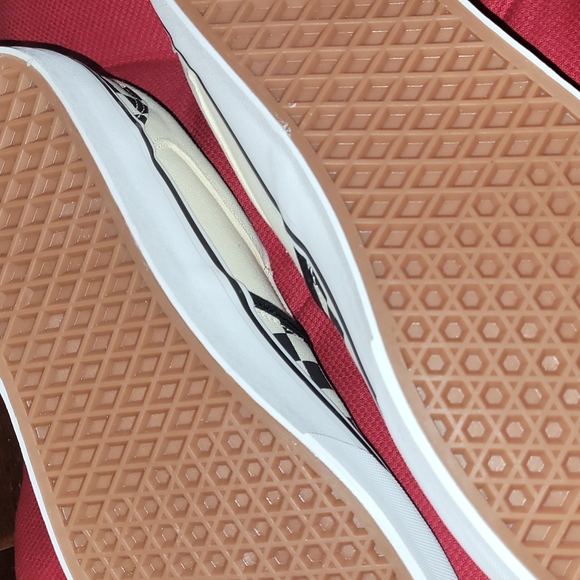 New Vans ASHER Checked slip-ons sizes ,12 and 13 - Picture 5 of 7